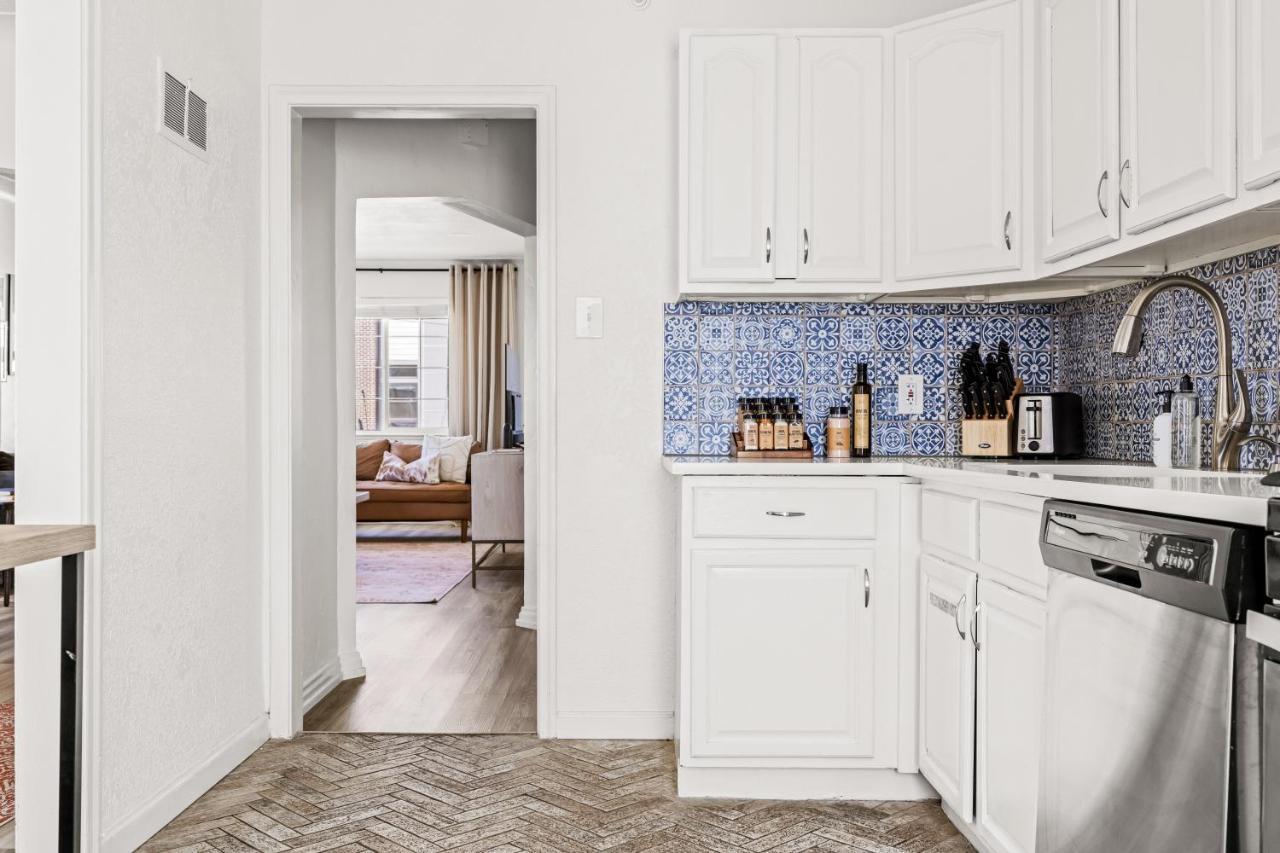 Modern Comfort - King Beds - Walk To Sloans Lake Denver Bagian luar foto